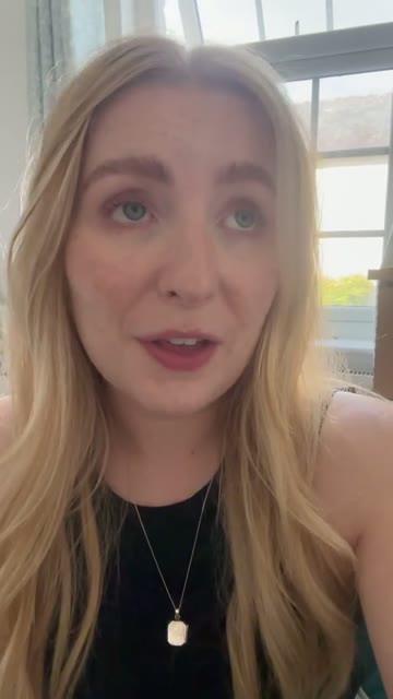 Amanda sharing their VlogBox review